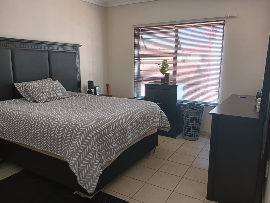 3 Bedroom Property for Sale in Waterval East North West